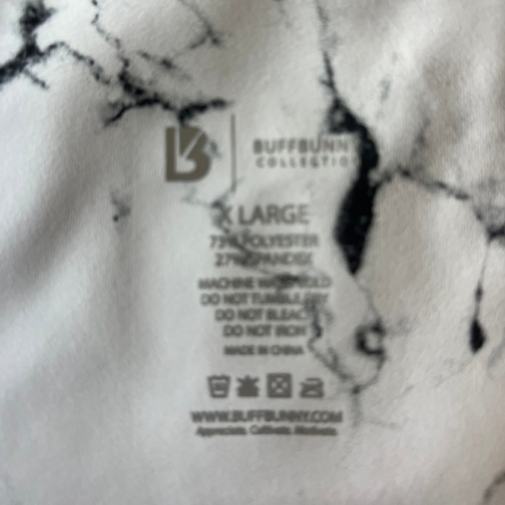 ๐Buffbunny Marble Biker Shorts XL - Picture 3 of 6